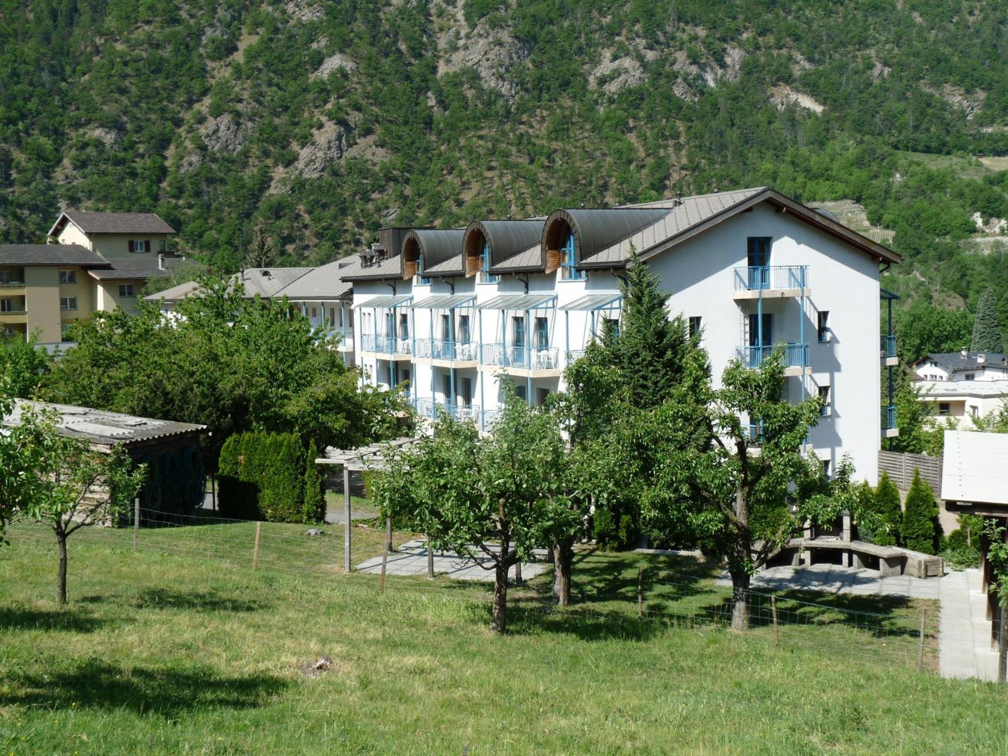 Hotel & Bildungshaus St. Jodern Visp Exterior foto