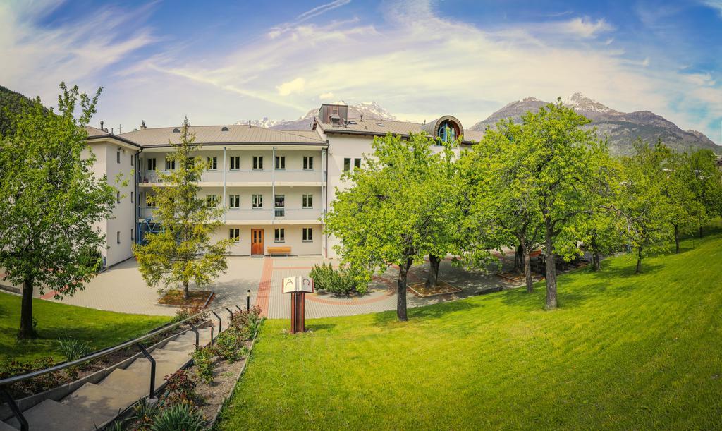 Hotel & Bildungshaus St. Jodern Visp Exterior foto